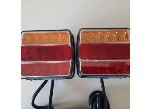 gallery image of Trailer lights 12V, LED with wiring kit and plug